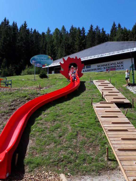 Herní místnost nebo prostor pro děti v ubytování Simonbauerhof