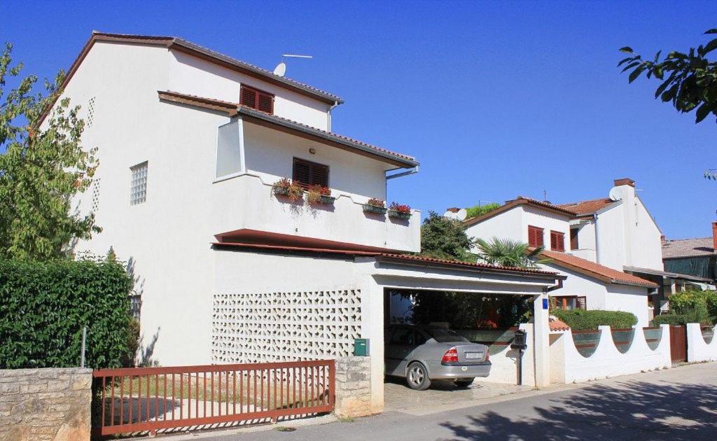 Budova, v ktorej sa apartmán nachádza