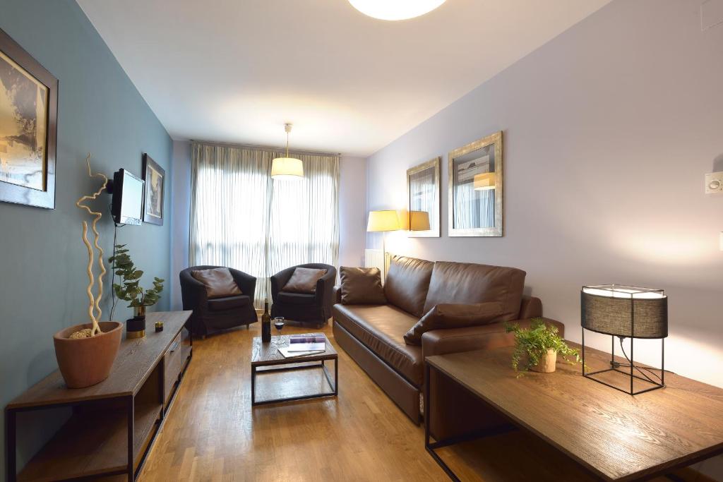 reservar en Suites Pamplona Plaza