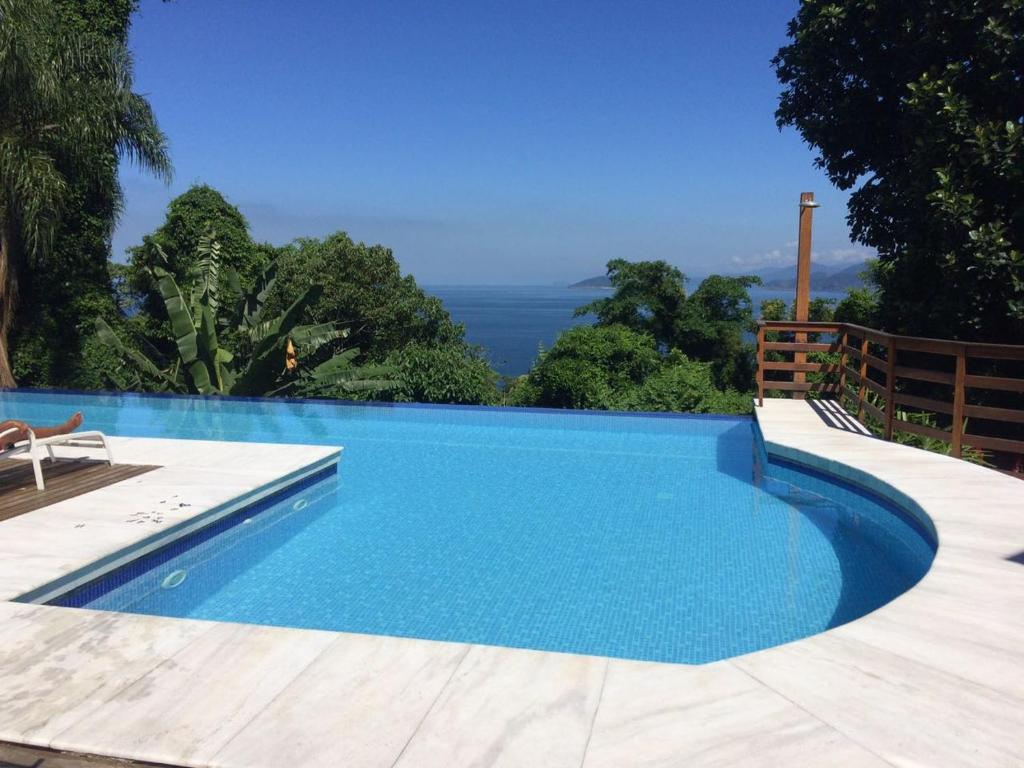  BELÍSSIMA CASA ILHABELA