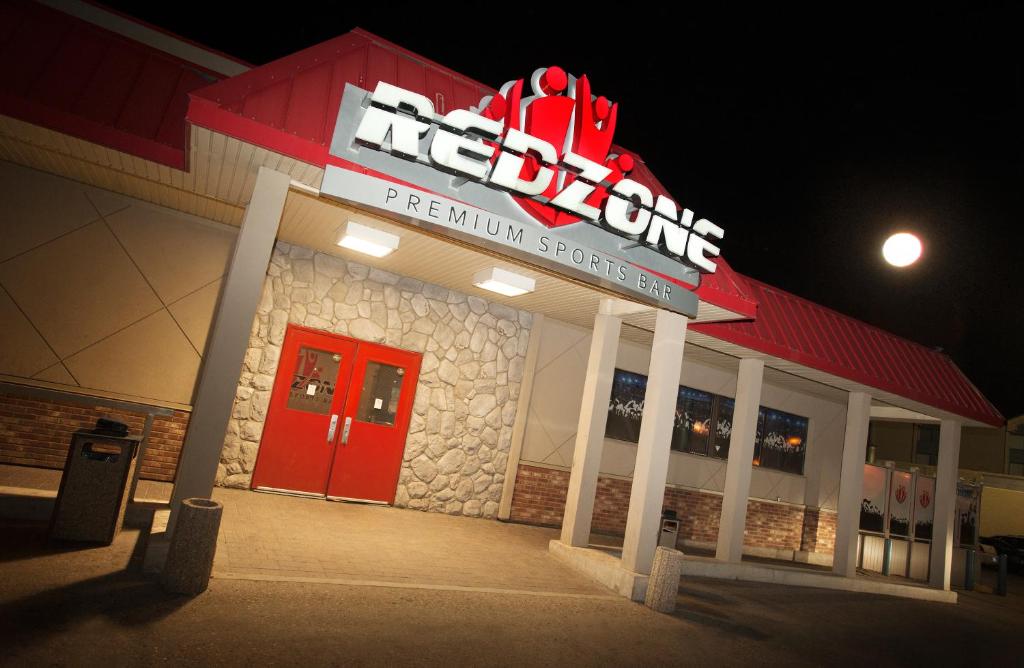 Travelodge Hotel by Wyndham Saskatoon - Resim 42