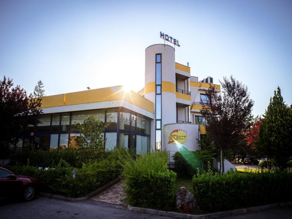Budova, kde se hotel nachází