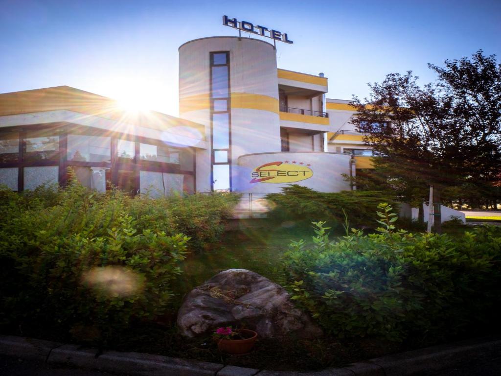 Budova, kde se hotel nachází