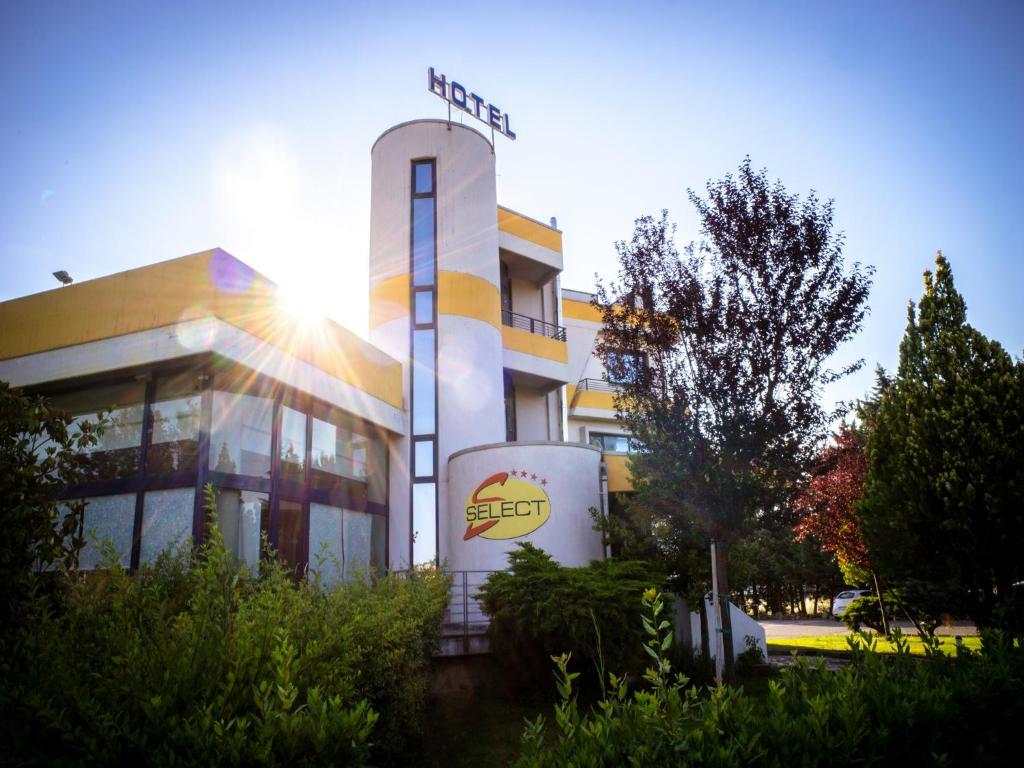 Budova, kde se hotel nachází