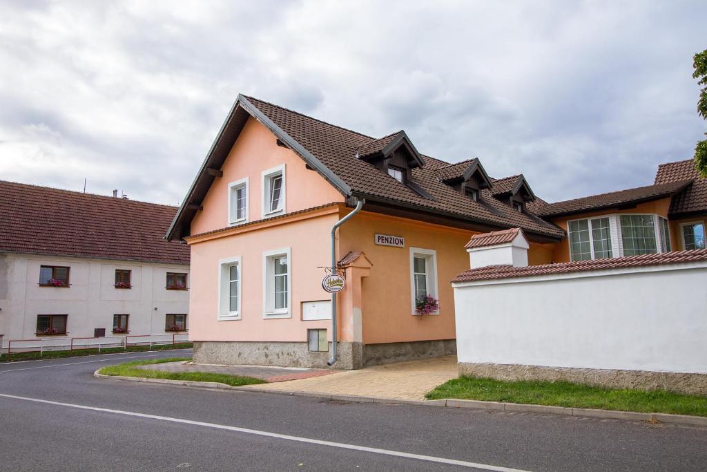 Budynek, w którym mieści się the country house