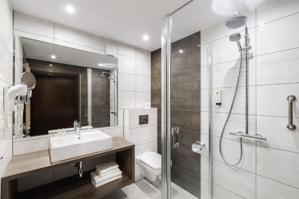 Koupelna v ubytování Hotel Konradówka Wellness & SPA - 300 metrów do centrum