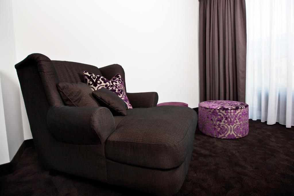 Goodman's Living - 19