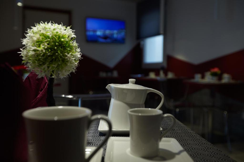 Příslušenství pro přípravu čaje a kávy v ubytování Hospitality Hotel