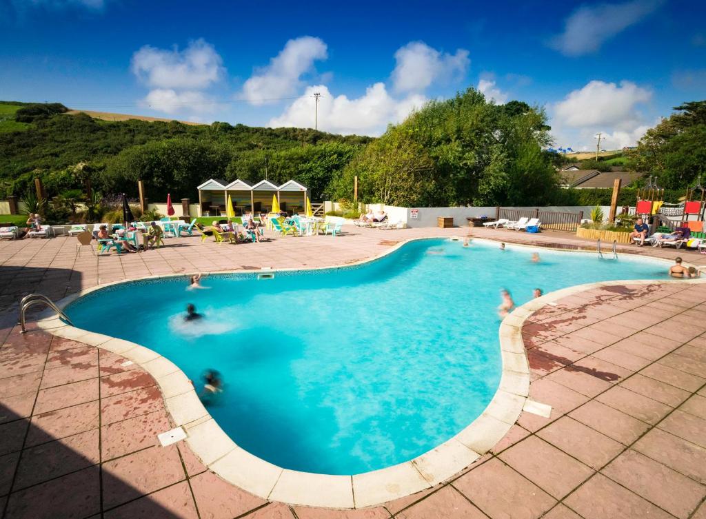 Piscina di Newquay Bay Resort o nelle vicinanze