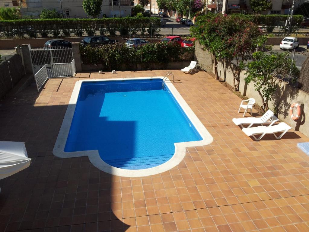 Bazén v ubytování Hotel Sant Jordi nebo v jeho okolí