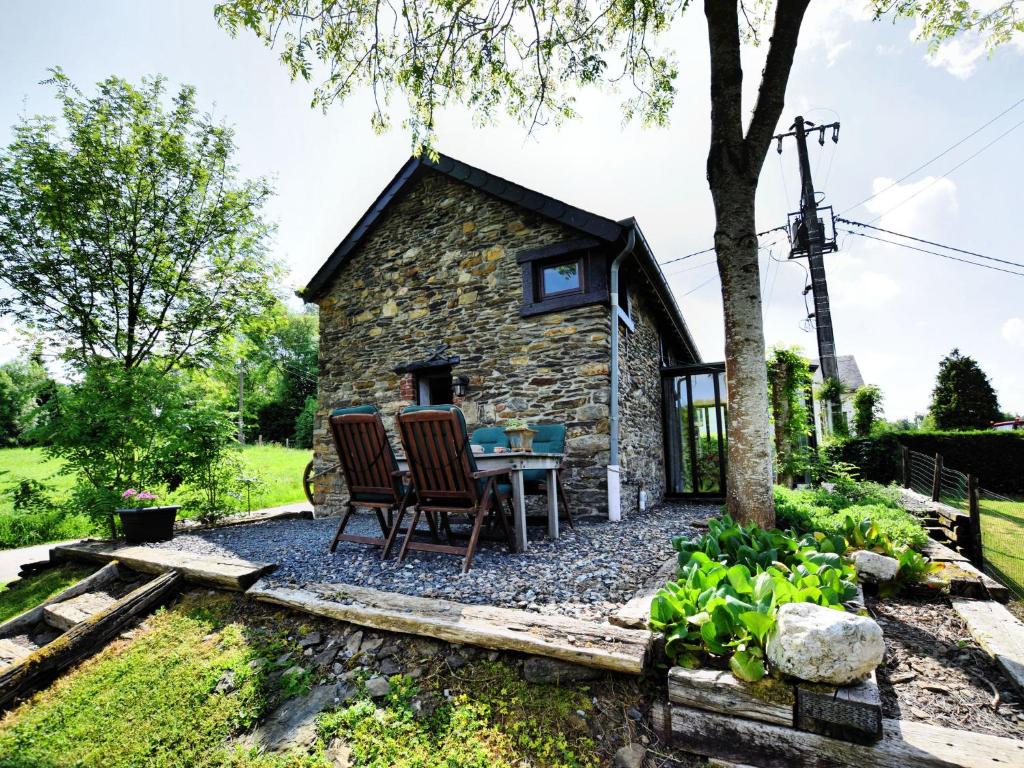 Zahrada ubytování Holiday Home in Berismenil near Forest & Lake