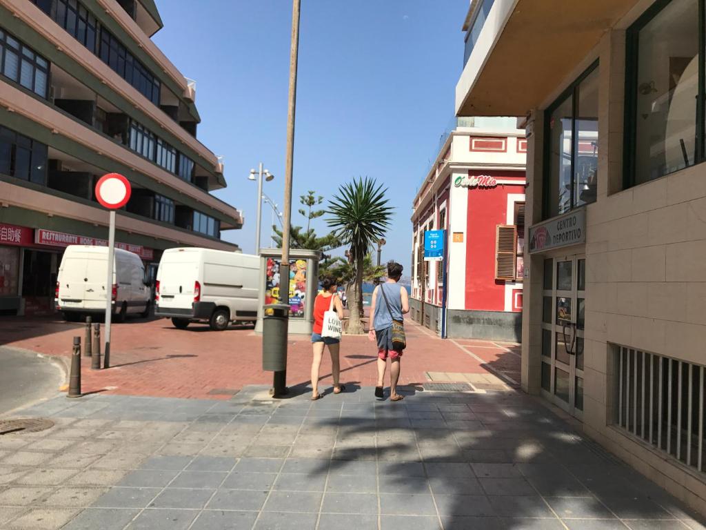 Hostia v ubytovaní Estudio Paseo Las Canteras