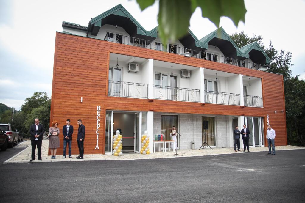 Budova, kde se hotel nachází