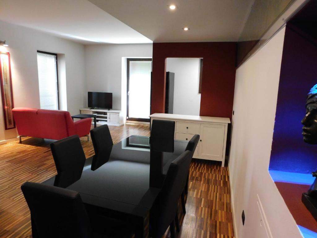 Garden Apartment - Housity
