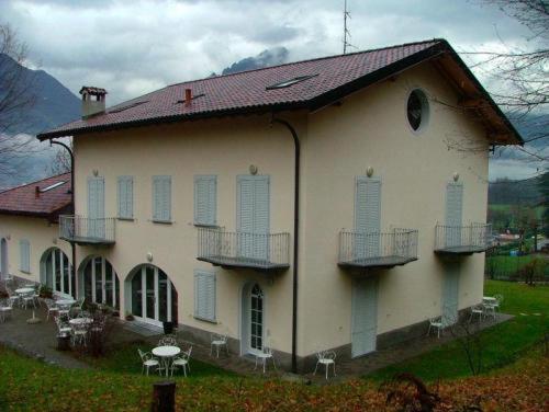 Budova, kde se aparthotel nachází