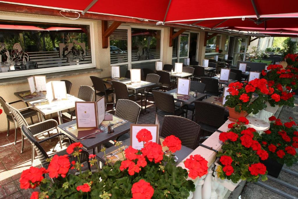 Restaurace v ubytování Logis Bagatelle - 51530 Dizy