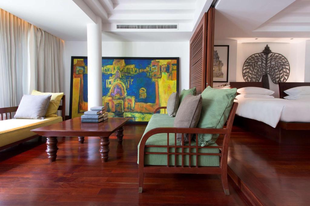 Postel nebo postele na pokoji v ubytování Park Hyatt Siem Reap
