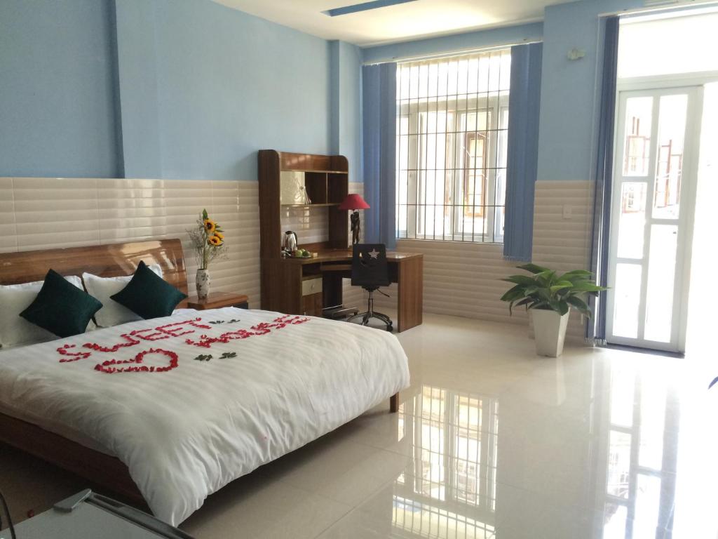 Hue Lovely Homestay - 12