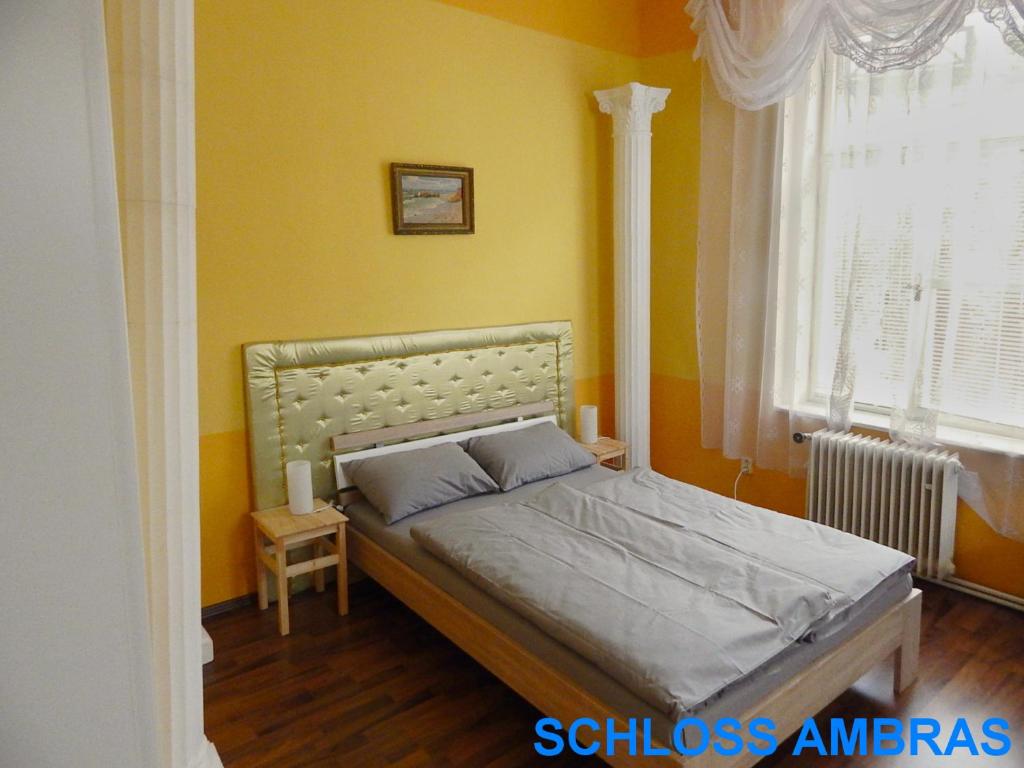 Fotografie z fotogalerie ubytování Schloss Ambras v destinaci Mariánské Lázně