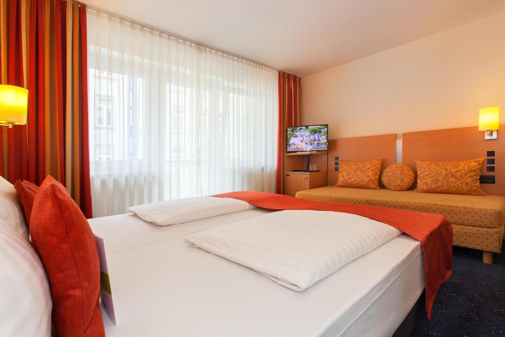 Hotel Plaza - Resim 10