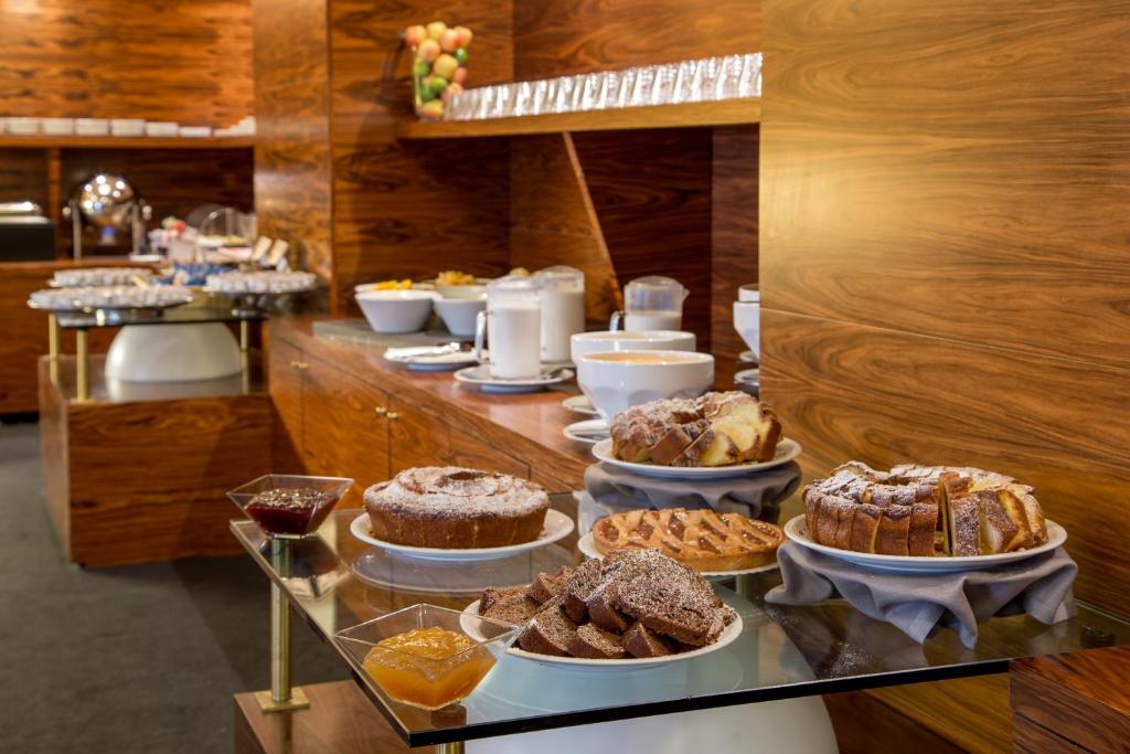 Hotel Capannelle Roma - Resim 12