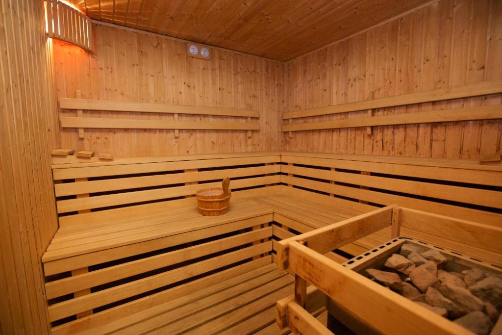 Auguszta Hotel - Resim 15