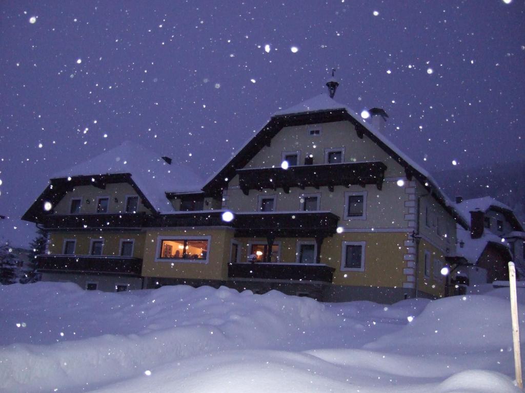 Fotografia z galérie ubytovania Ferienwohnungen Trattner v destinácii Mauterndorf