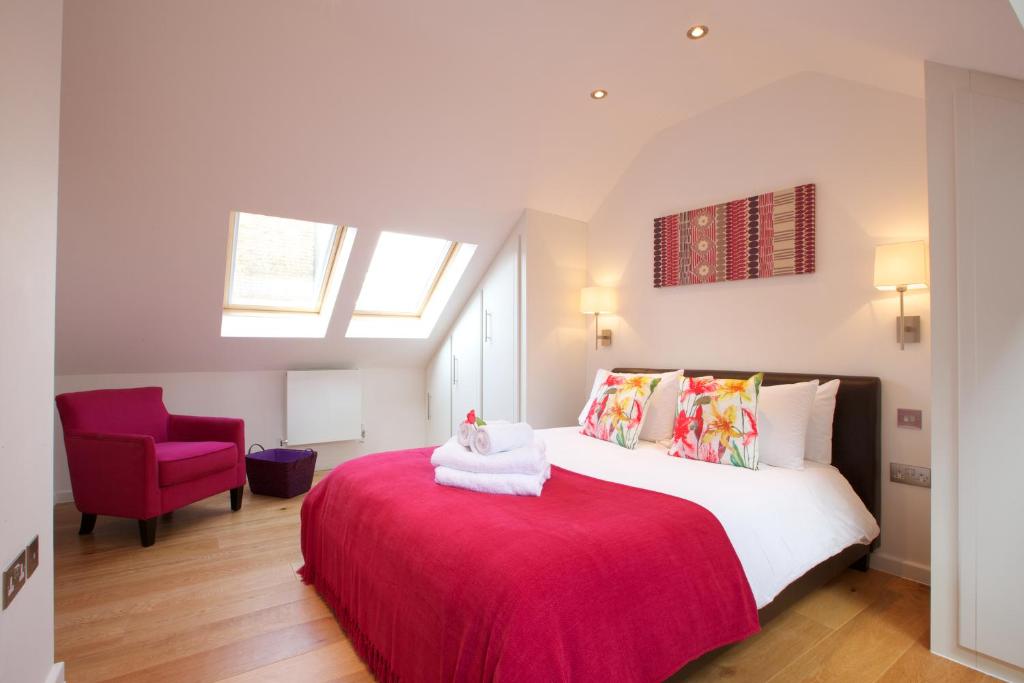 Miles Place by Viridian Apartments - Apartment - Split Level