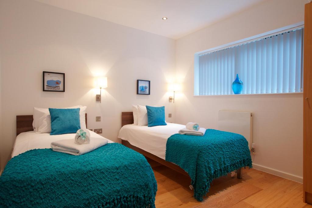 Miles Place Apartments By Flying Butler