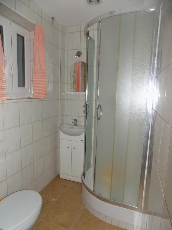Pokoje Goscinne MAXIM - Double Room With Private Bathroom