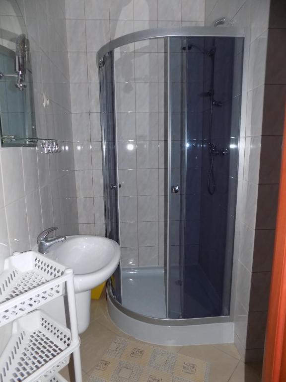 Pokoje Goscinne MAXIM - Triple Room With Bathroom