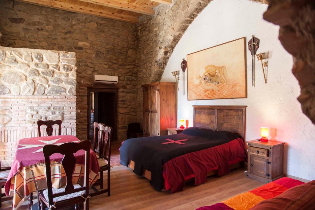 Vive como un auténtico noble en el Castillo de Añón: Un hotel con encanto en Aragón