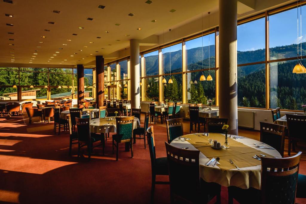 Restaurace v ubytování Hotel Boboty