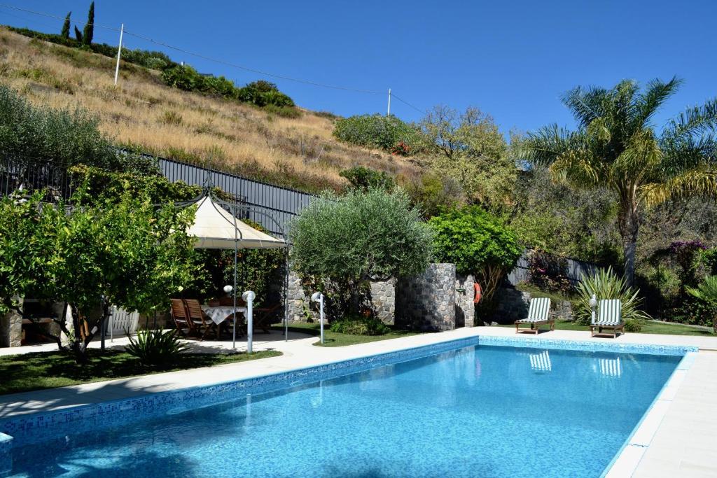 Villa Chiara 내부 또는 인근 수영장