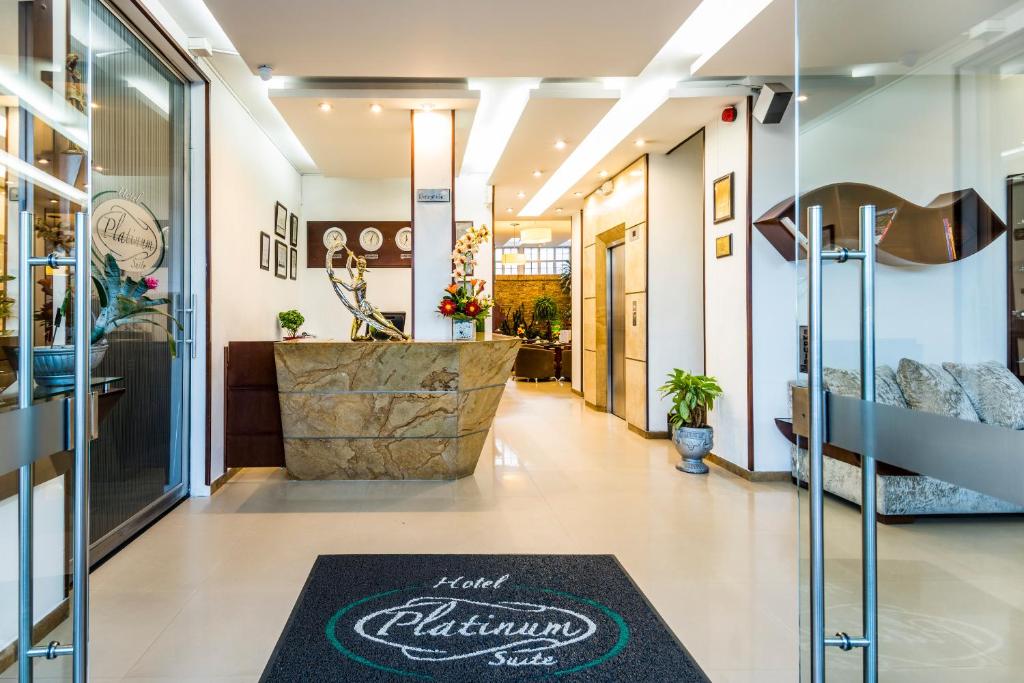 Posezení v ubytování Hotel Platinum Suite