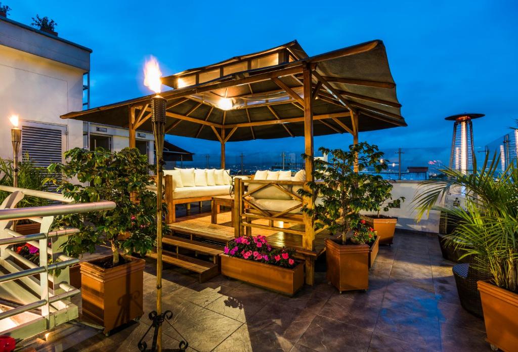 Balkón nebo terasa v ubytování Hotel Platinum Suite