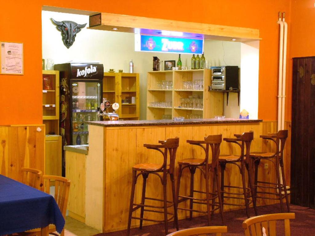 Lounge nebo bar v ubytování Hotel Na Trojce