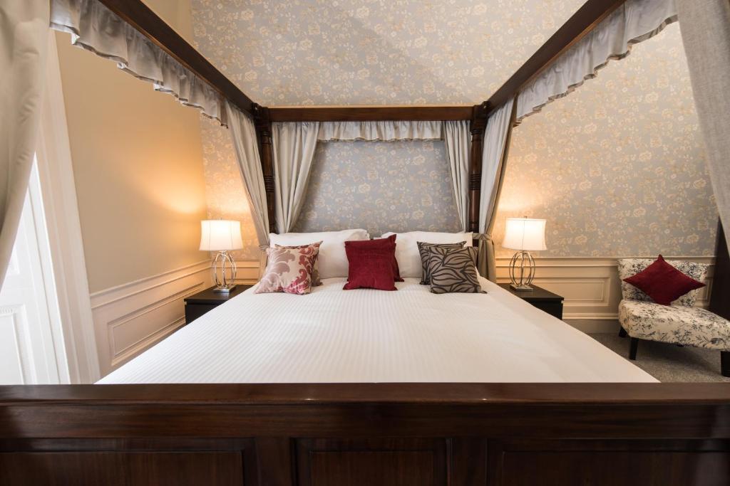 Royal Princes Suites - Royal Suite