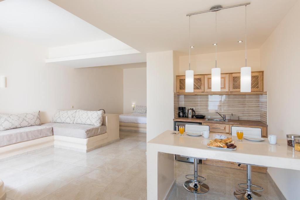 Perla Nera Suites - 17