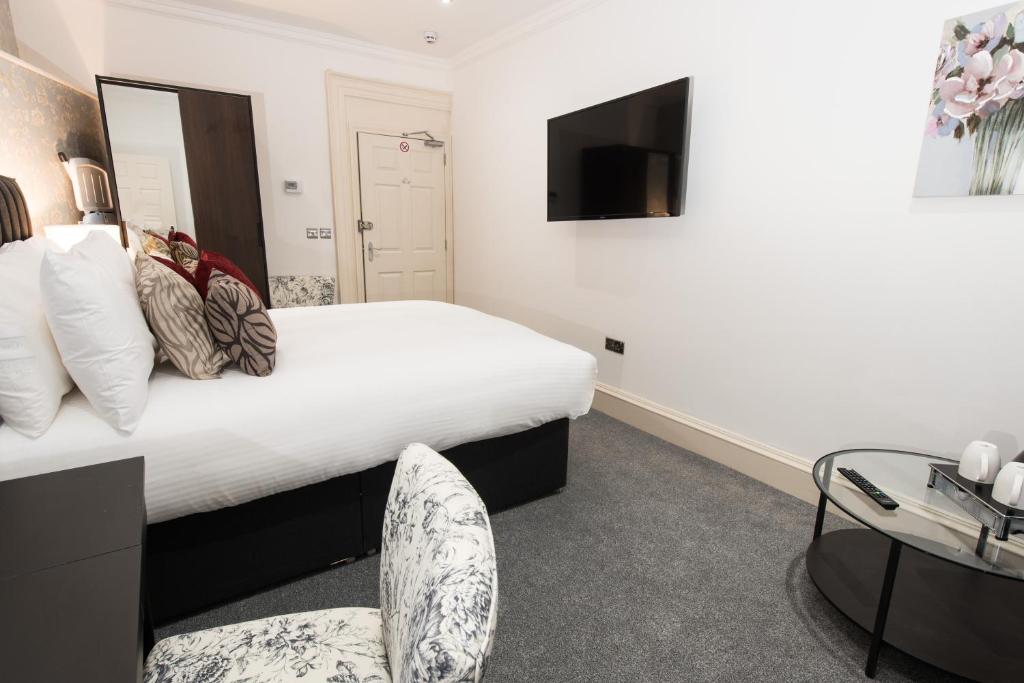 Royal Princes Suites - Junior Suite