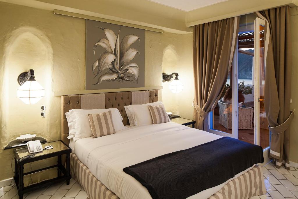 Therasia Resort Sea and SPA - The Leading Hotels of the World photo 4