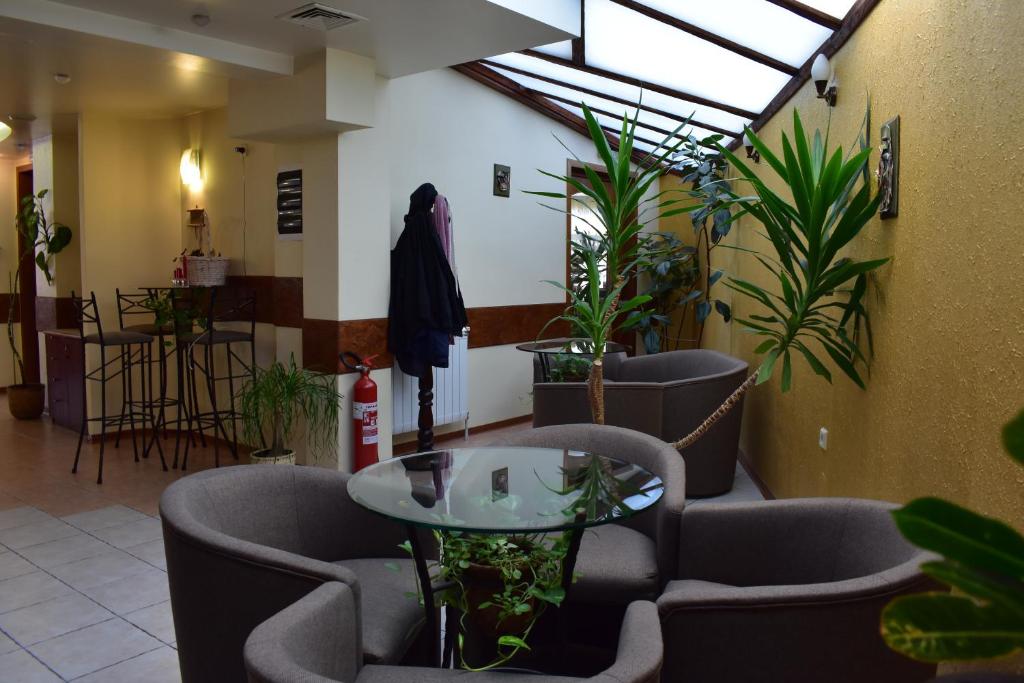 Posezení v ubytování Family Hotel Bashtina Kashta