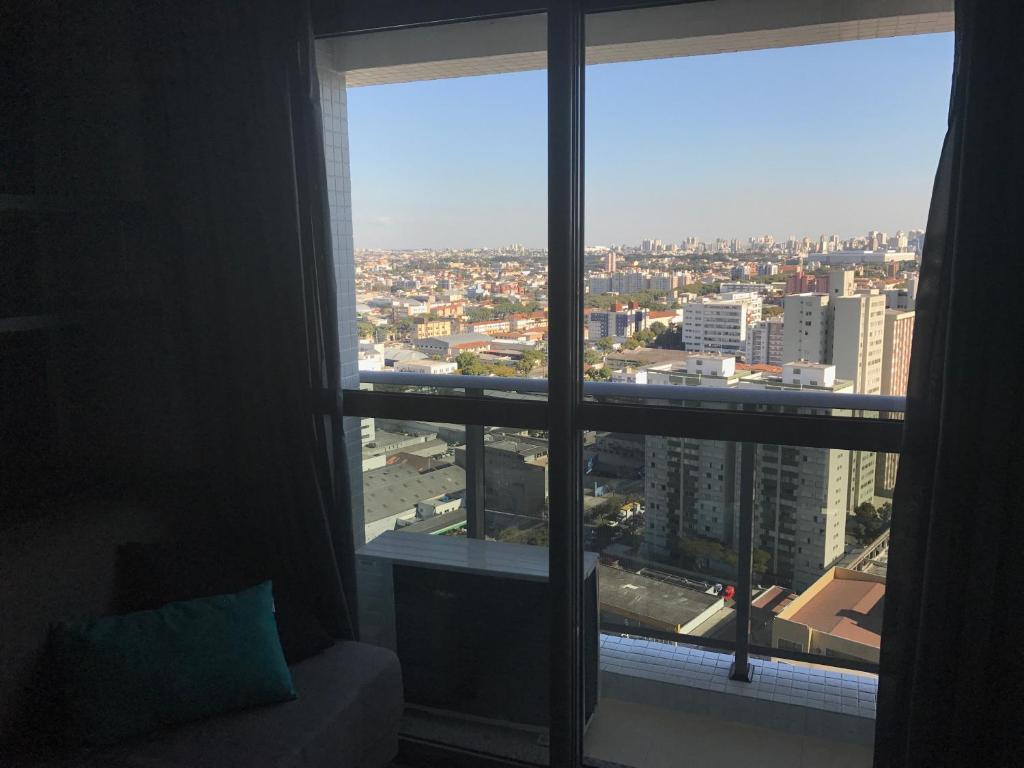  Apartamento decorado e equipado no 27º andar