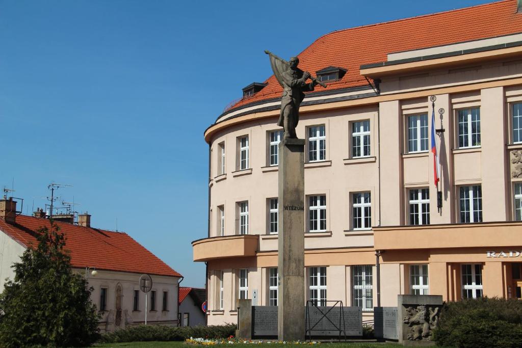 Budova, kde se hotel nachází