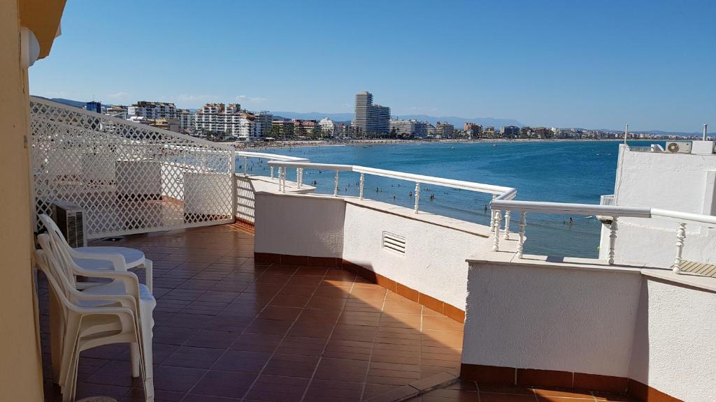 Hotel Cabo de Mar, Peñíscola, Spain - Booking.com
