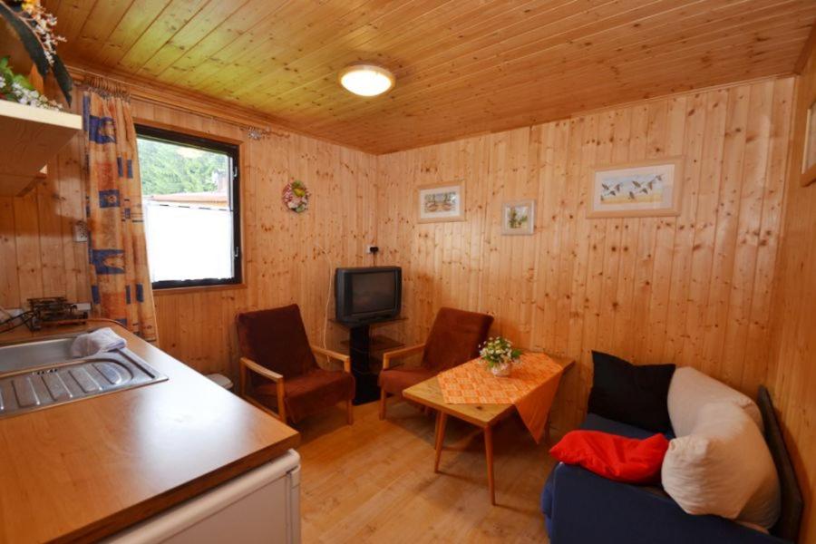 Posezení v ubytování Lesní pension
