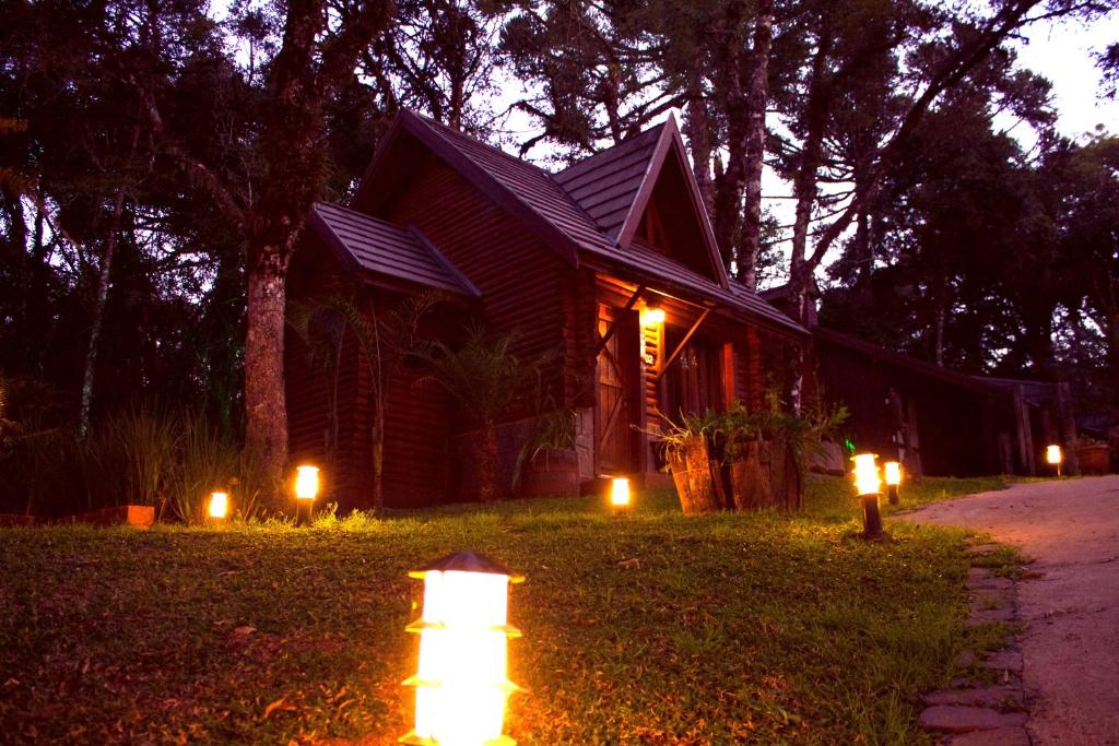 Pousada Chales da Montanha  Pousada Chales da Montanha