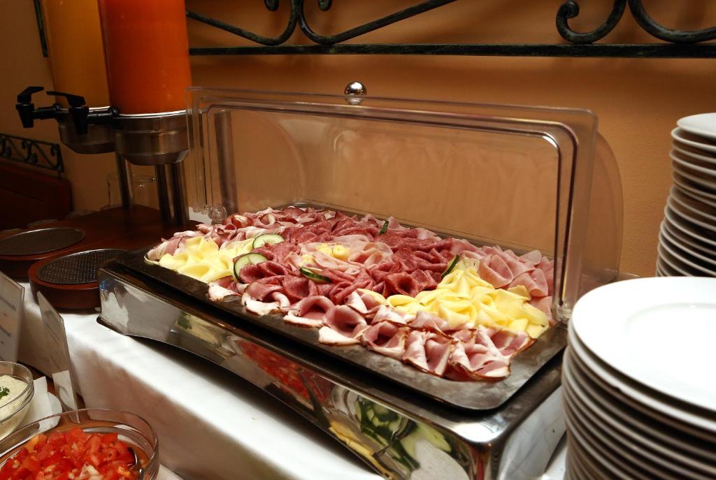 Hotel Roudna - Resim 33