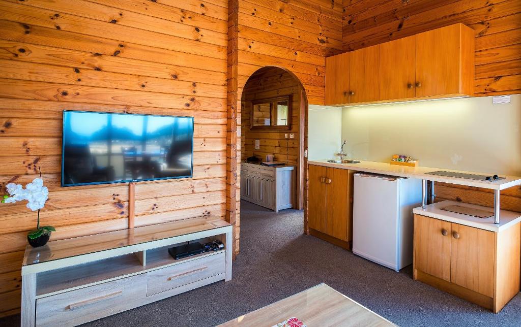 Köök või kööginurk majutusasutuses Kimi Ora Eco Resort