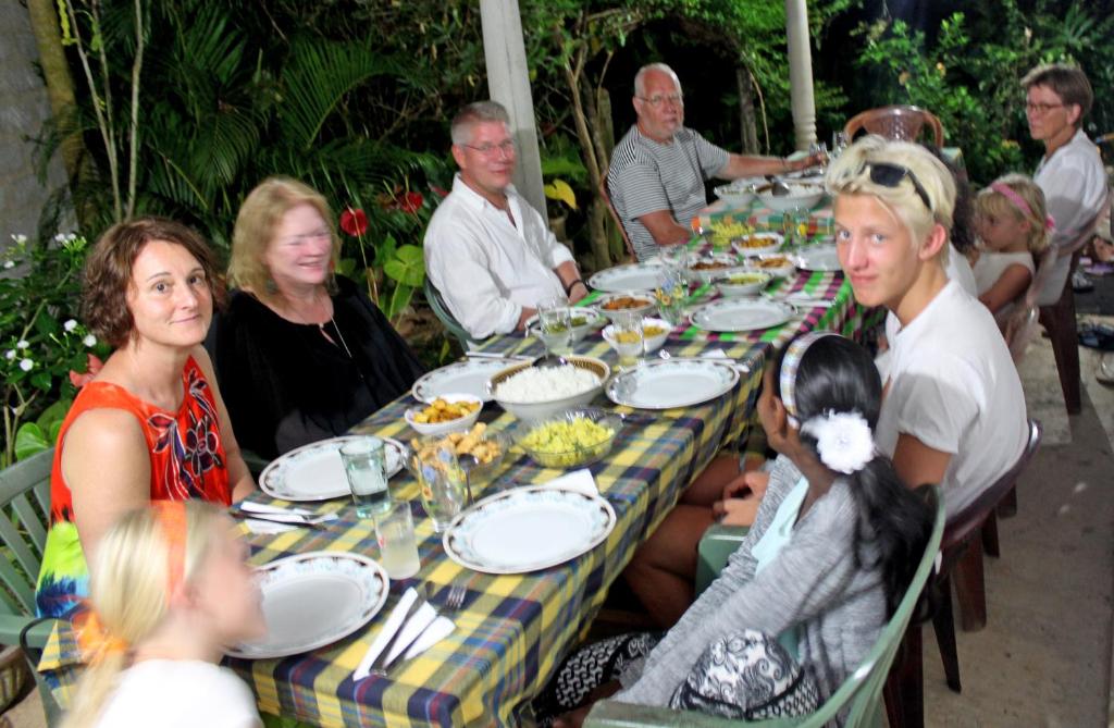 Mirissa şehrindeki Sun & Tree HomeStay (With Green Nature View) tesisine ait fotoğraf galerisinden bir görsel